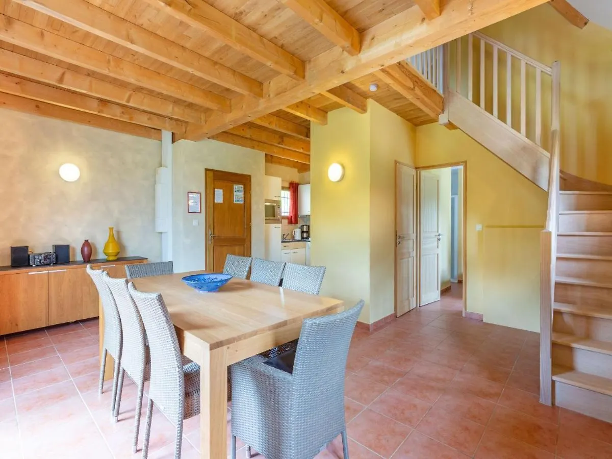 Comfortable Holiday Home With Swimming Pool Lacapelle-Marival 0*,  Frankrike
