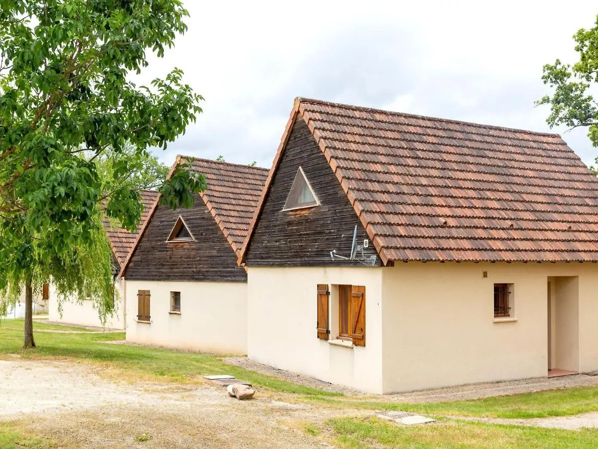 Comfortable Holiday Home With Swimming Pool Lacapelle-Marival 0*,  Frankrike