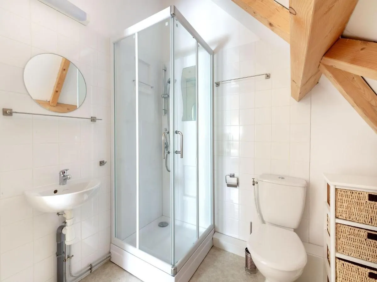Comfortable Holiday Home With Swimming Pool Lacapelle-Marival
